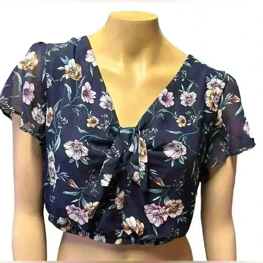 NWOT by & by floral crop top size L
